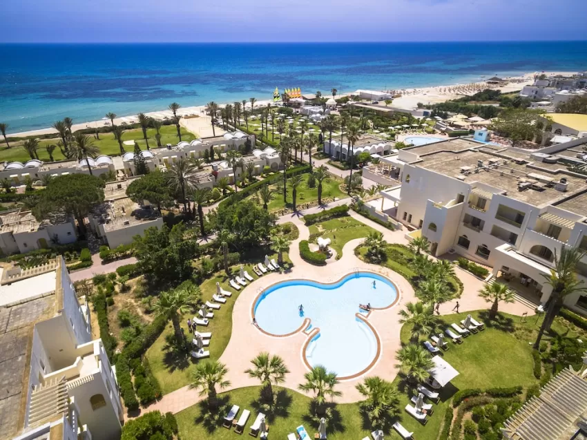 Delfino Beach Resort & Spa 4*-38