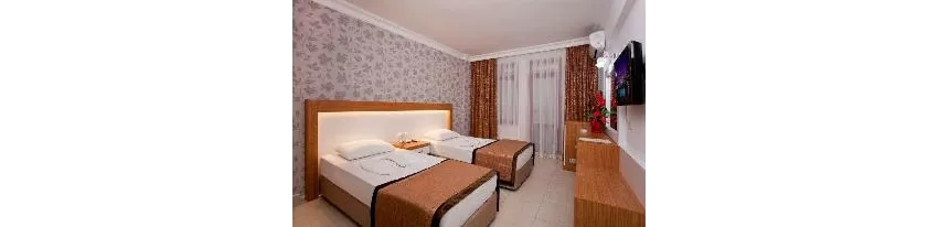 Hotel Diamore 3*-7