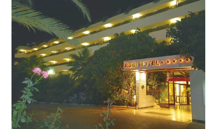 Rubi Hotel  4*-5