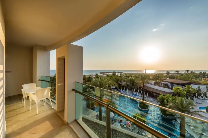 Sunis Evren Beach Resort & Spa  5*-11