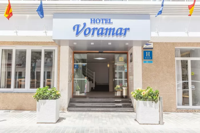18-Voramar-Hotel-3-