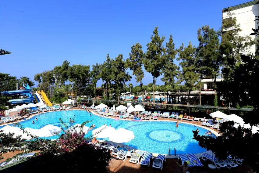 Holiday Park Resort Hotel 5*-3