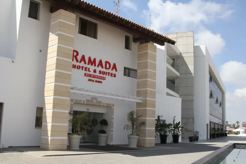 Ramada Hotel & Suites By Wyndham 4*-13