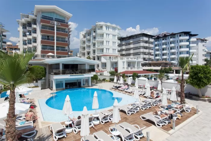 6-Xperia-Saray-Beach-Hotel--4-