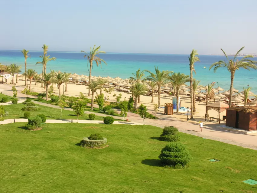 Pyramisa Sahl Hasheesh Beach Resort 5*-2