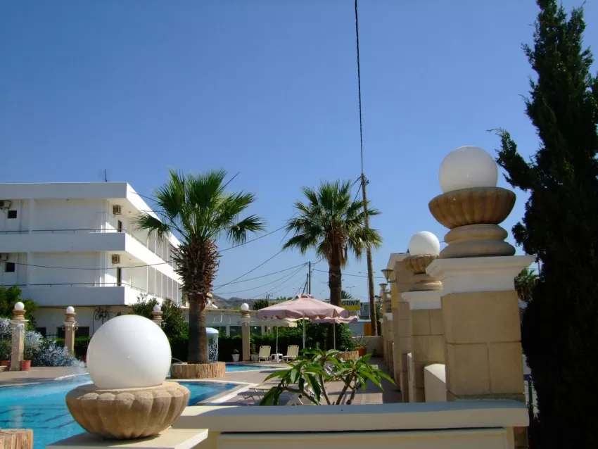 Antonios Hotel 1*-5