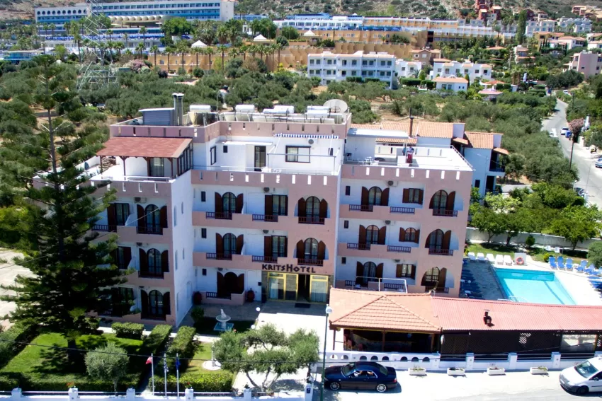 Krits Hotel Apartments 3*-8