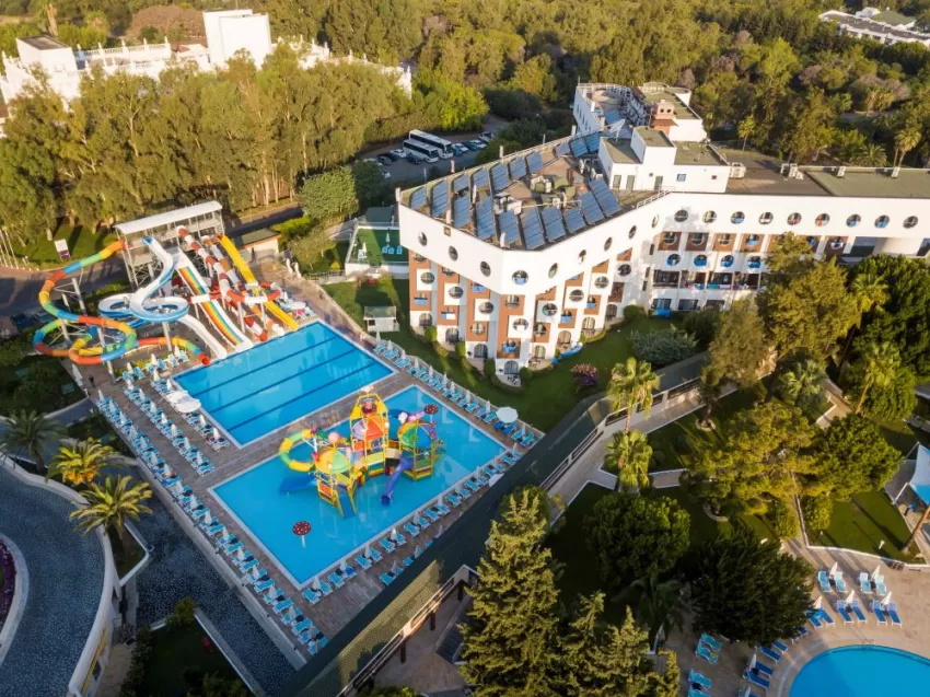 Amara Family Resort  5*-10