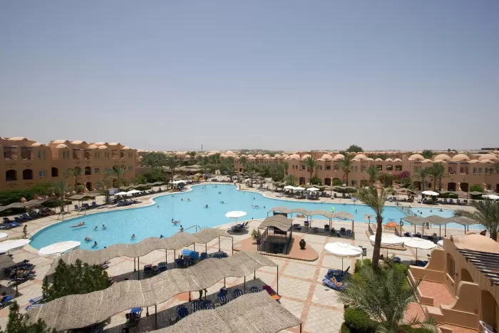 8-Jaz-Makadi-Oasis-Resort---Club-5-