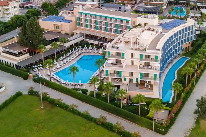 22-Tui-Blue-Barut-Andız--4-