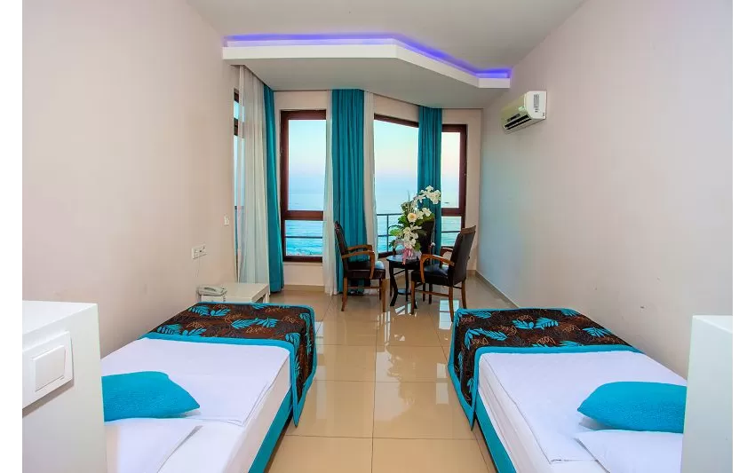 Kleopatra Ada Beach Hotel  4*-8