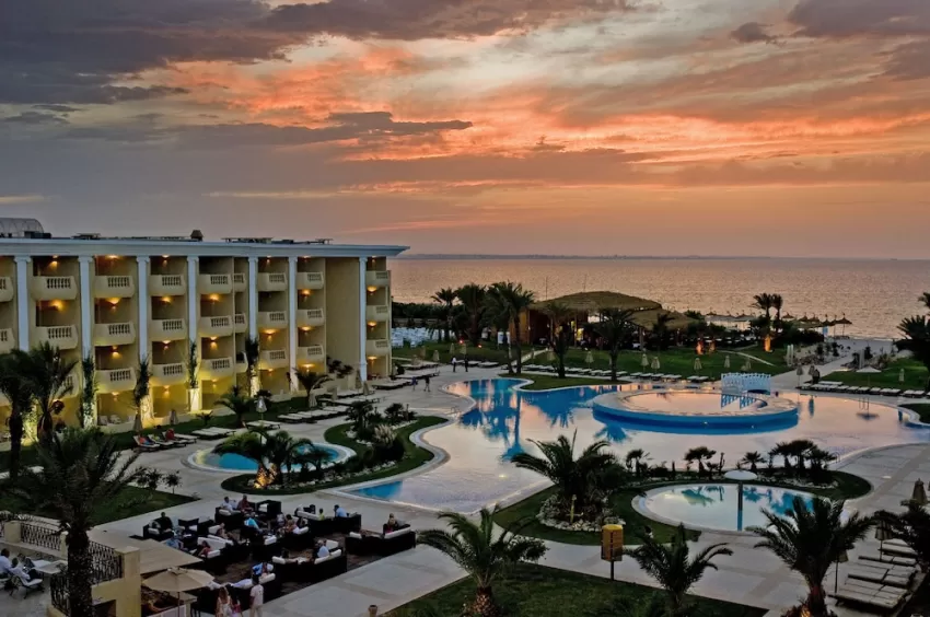 HOTEL ROYAL THALASSA MONASTIR 5*-150