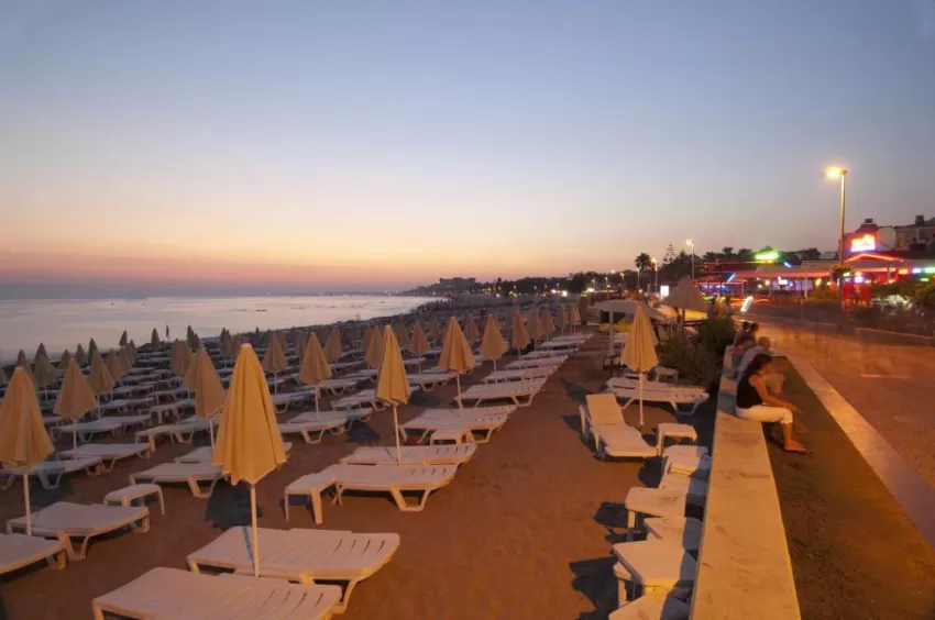 Trendy Side Beach (Adults Only 16+)  4*-15