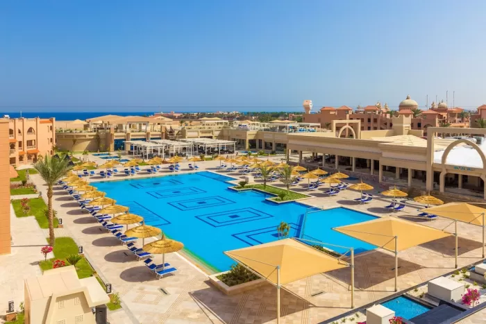 3-Pickalbatros-Aqua-Vista-Resort---Hurghada-4-