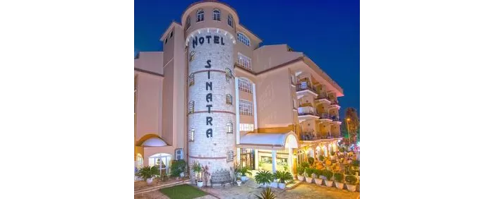 14-Hotel-Sinatra-4-