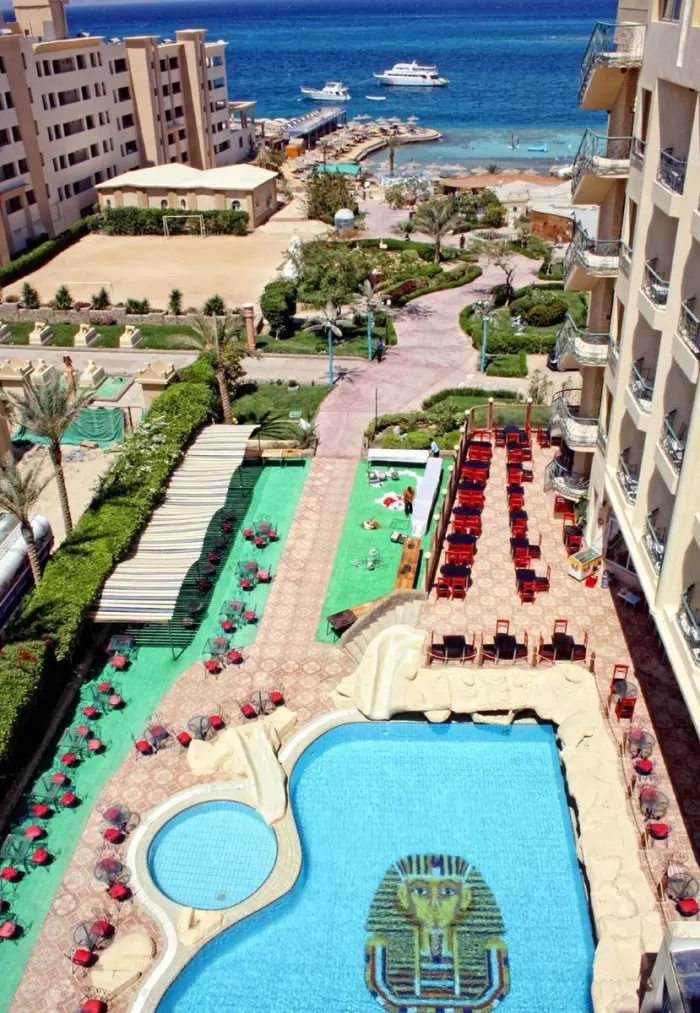 16-King-Tut-Resort-3-