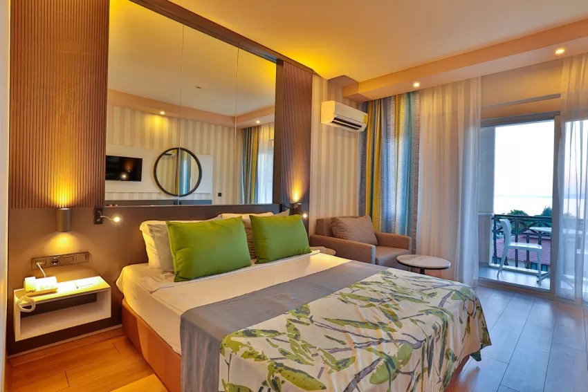 Crystal Land Of Paradise Beach Hotel 5*-5