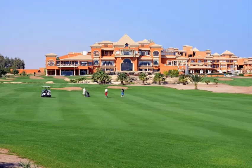 The Cascades Golf Resort & Spa 5*-8